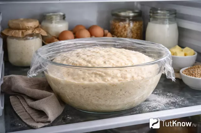Холодная расстойка теста в холодильнике