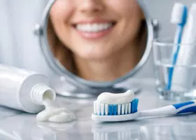 Как выбрать зубную пасту для белоснежной улыбки