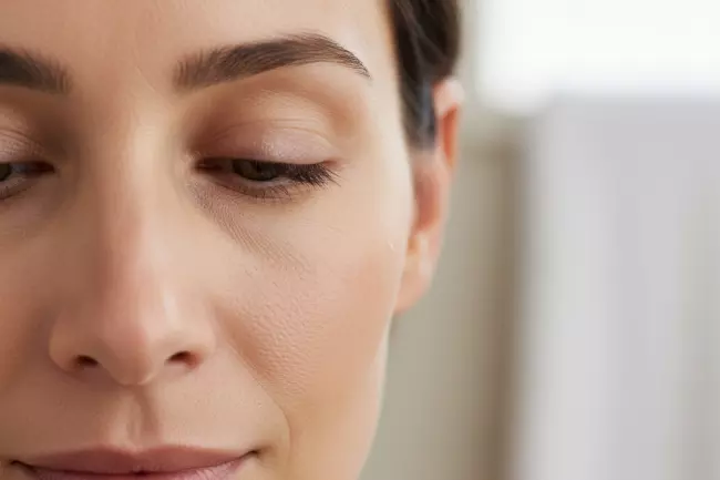 Правила ухода за кожей вокруг глаз