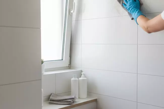 Логика уборки ванной сверху вниз, сухое-мокрое