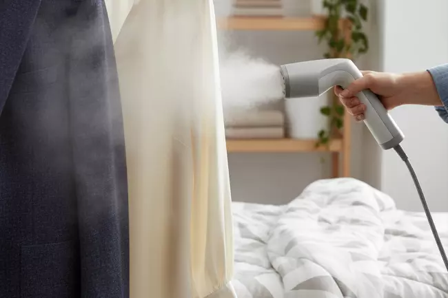 Преимущества парового утюга для деликатных тканей