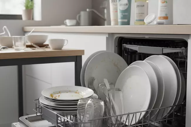 Неподходящее моющее средство и ополаскиватель