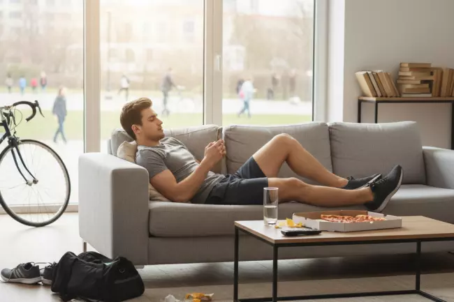 Низкая активность вне зала и набор веса