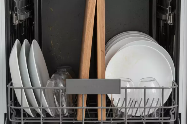 Правильная загрузка посуды в посудомойку