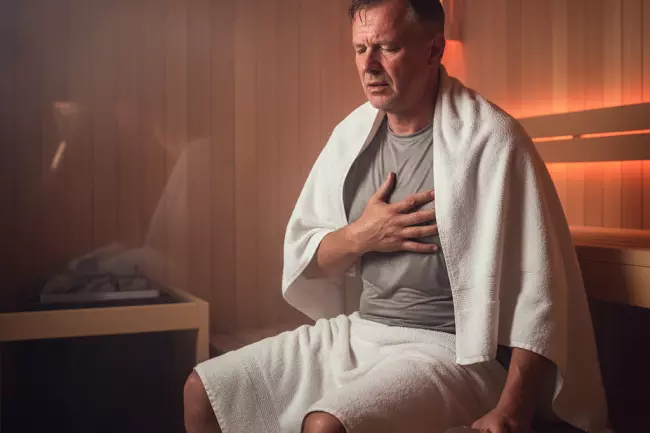 Опасность перегрева в парной для здоровья