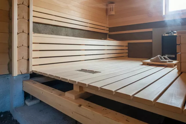 Холодный пол в бане: причины и решения