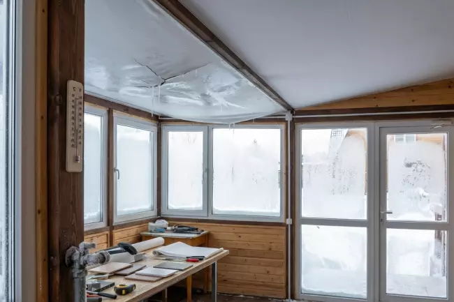 Полотно натяжного потолка для неотапливаемых помещений