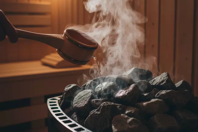 Предварительный прогрев камней для качественного пара