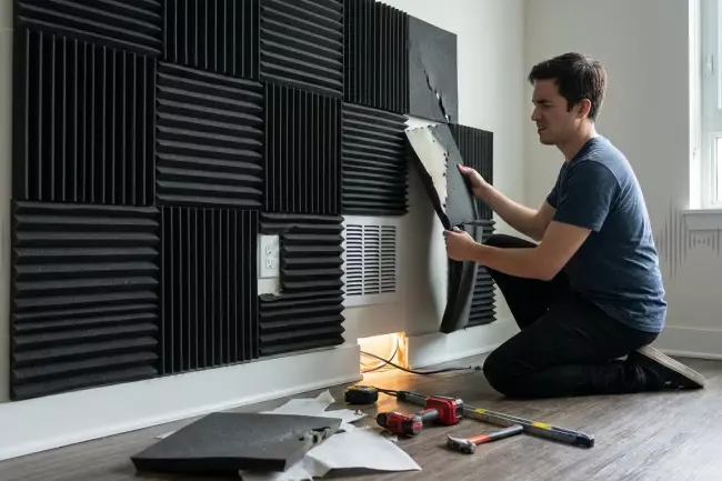 Снижение слышимости через стены в квартире