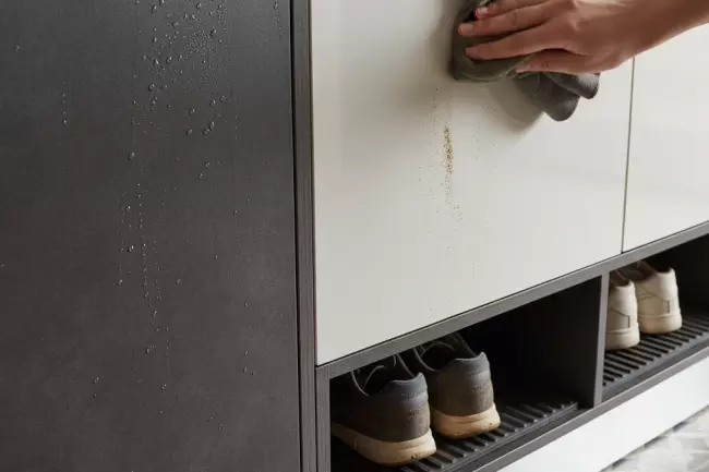 Влагостойкие материалы для мебели прихожей