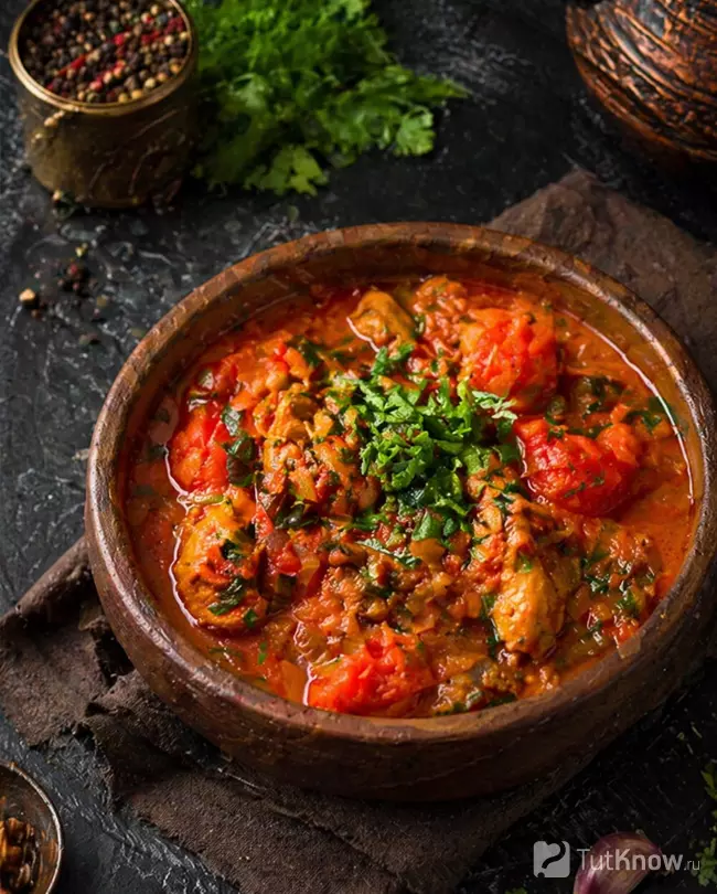 Классический рецепт чахохбили с курицей и томатами