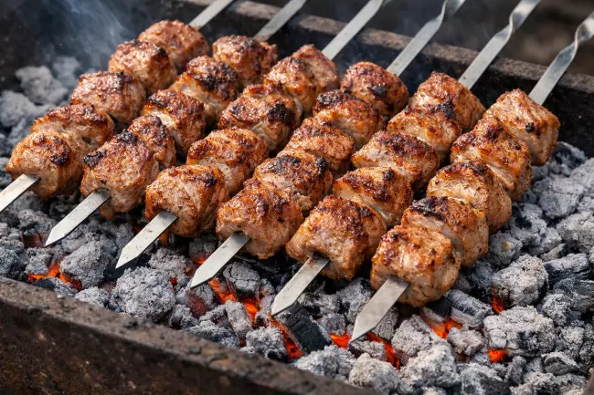 Шашлык по-грузински мцвади на углях