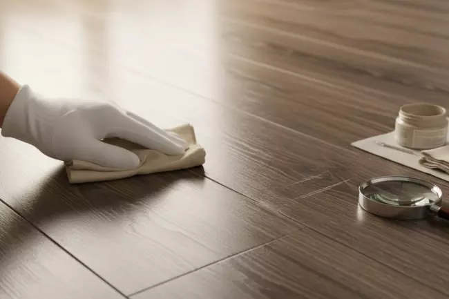 Уход за ламинатом без повреждений