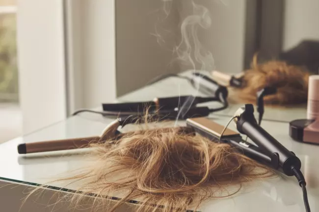 Термическое повреждение волос и ухудшение кожи